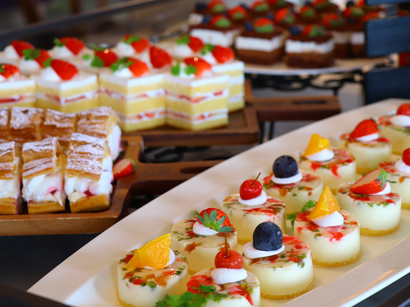 カサブランカ 佐藤シェフパティシエによる スイーツビュッフェ